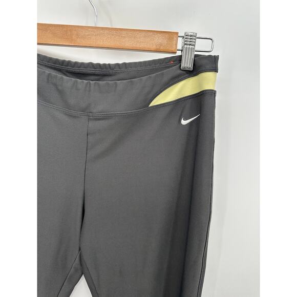 Vintage Nike Women Mid Rise Gray Flare Yoga Capris Y2K Cropped Gym Workout - Picture 4 of 9